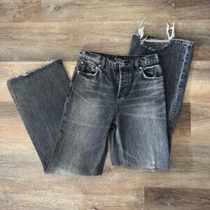 GRLFRND Jade Low Rise Relaxed Flare Jeans in Phanto